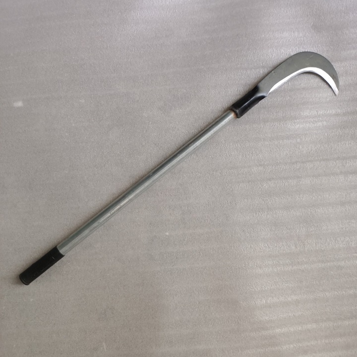 Liềm phát cỏ đi rừng cán hàn dài 80cm lưỡi thép cực bền