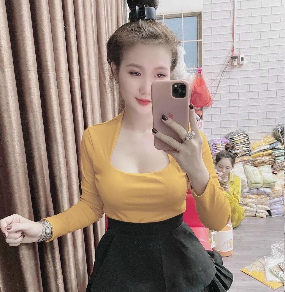 Áo thun nữ dài tay cổ vuông vải Borip