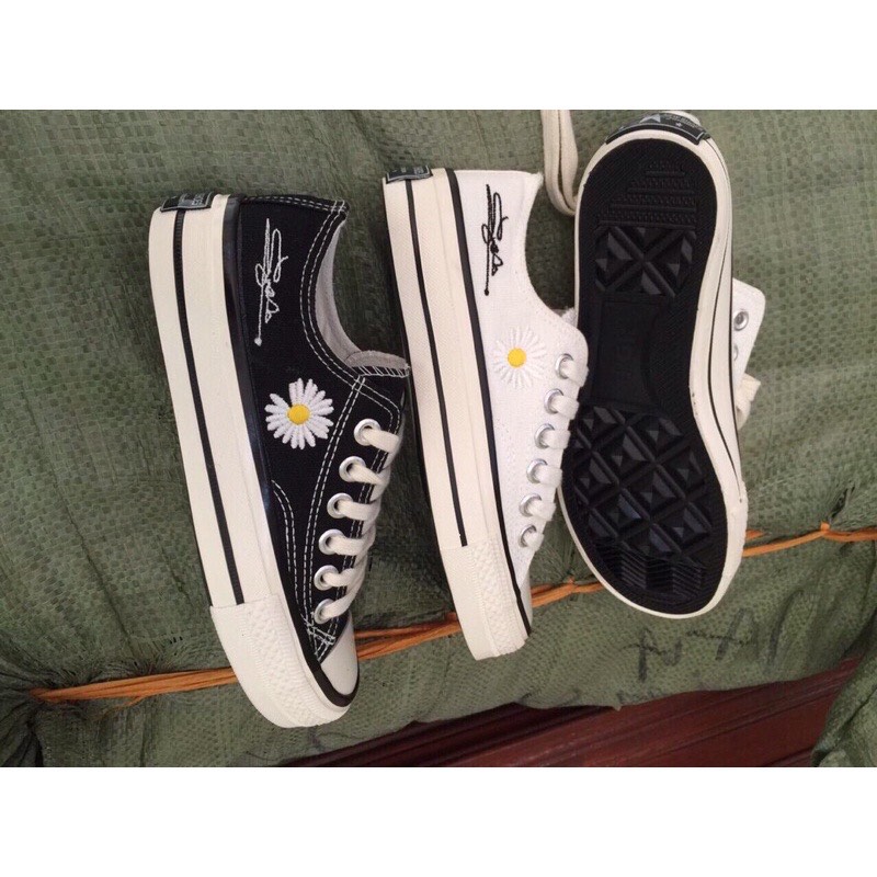 Giày sneaker nữ hông