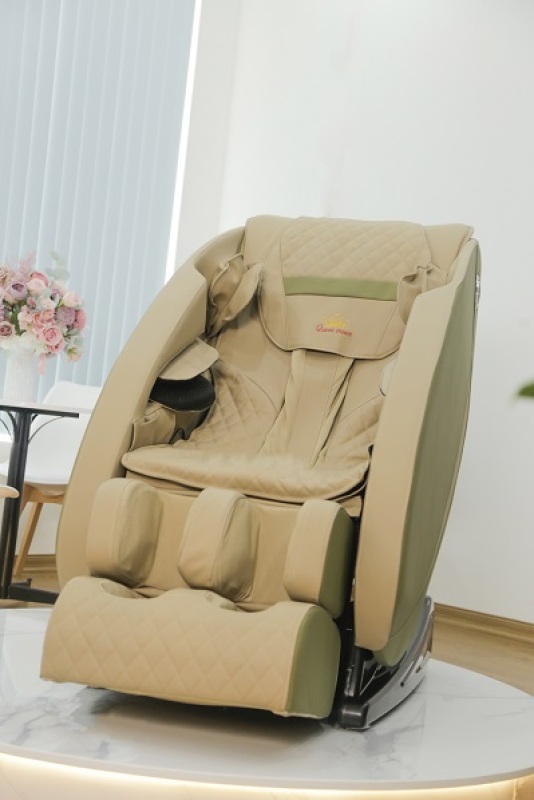 Ghế massage Queen Crown QC SL7 PLUS