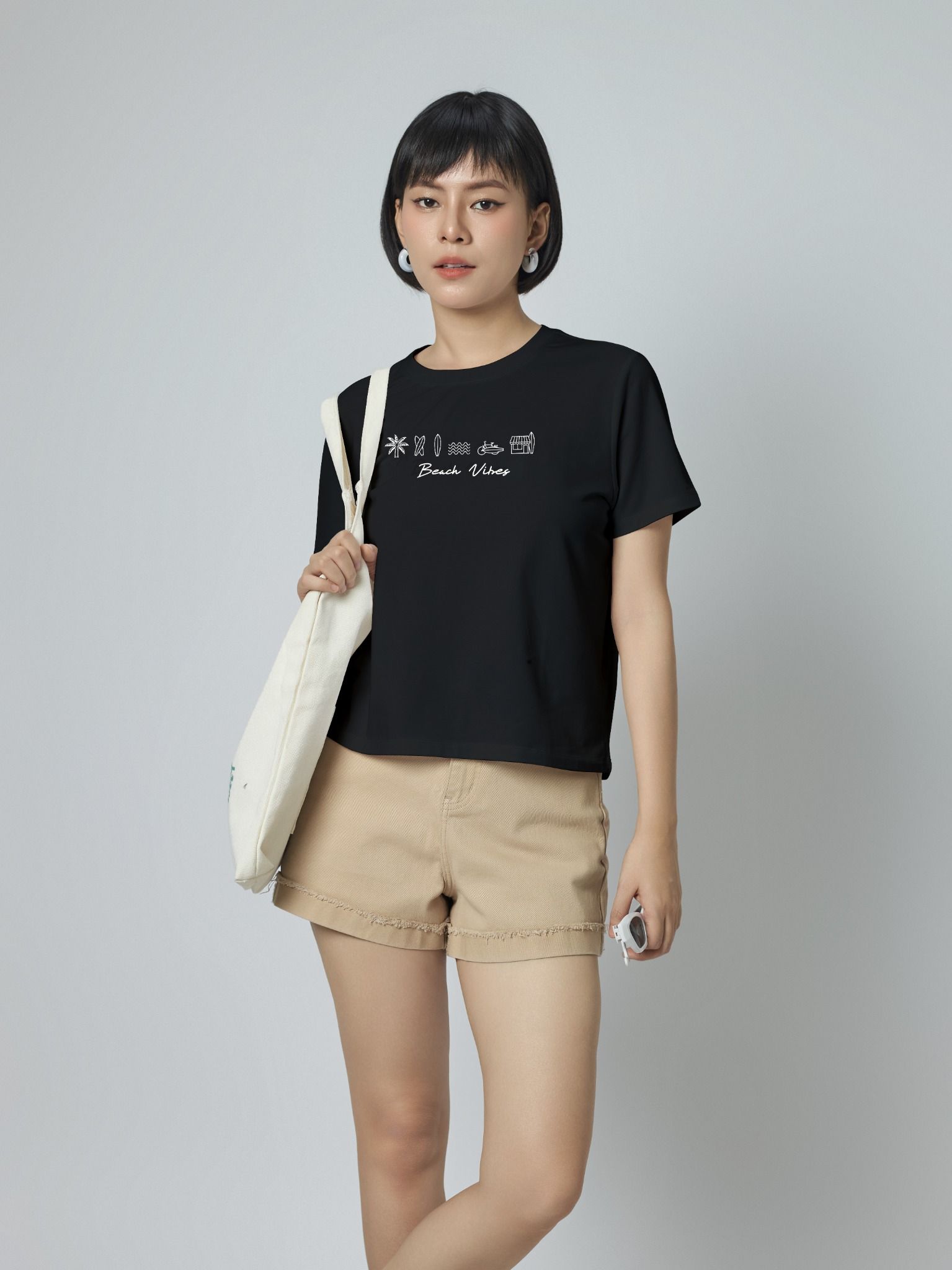 [15.1 - 17.1 Voucher lên đến 200K] Áo Thun Nữ COUPLE TX - Áo Thun Cotton, Tay Ngắn, Cổ Tròn Hình In Icon WTS 2369