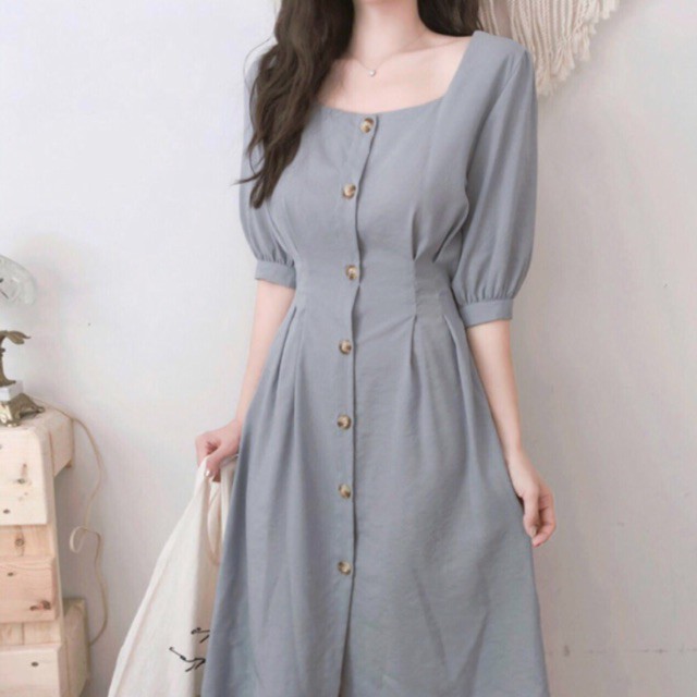 Đầm xám cổ vuông tay lỡ