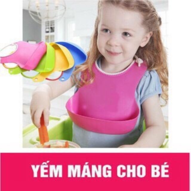Yếm máng ăn dặm silicol tiện lợi cho bé
