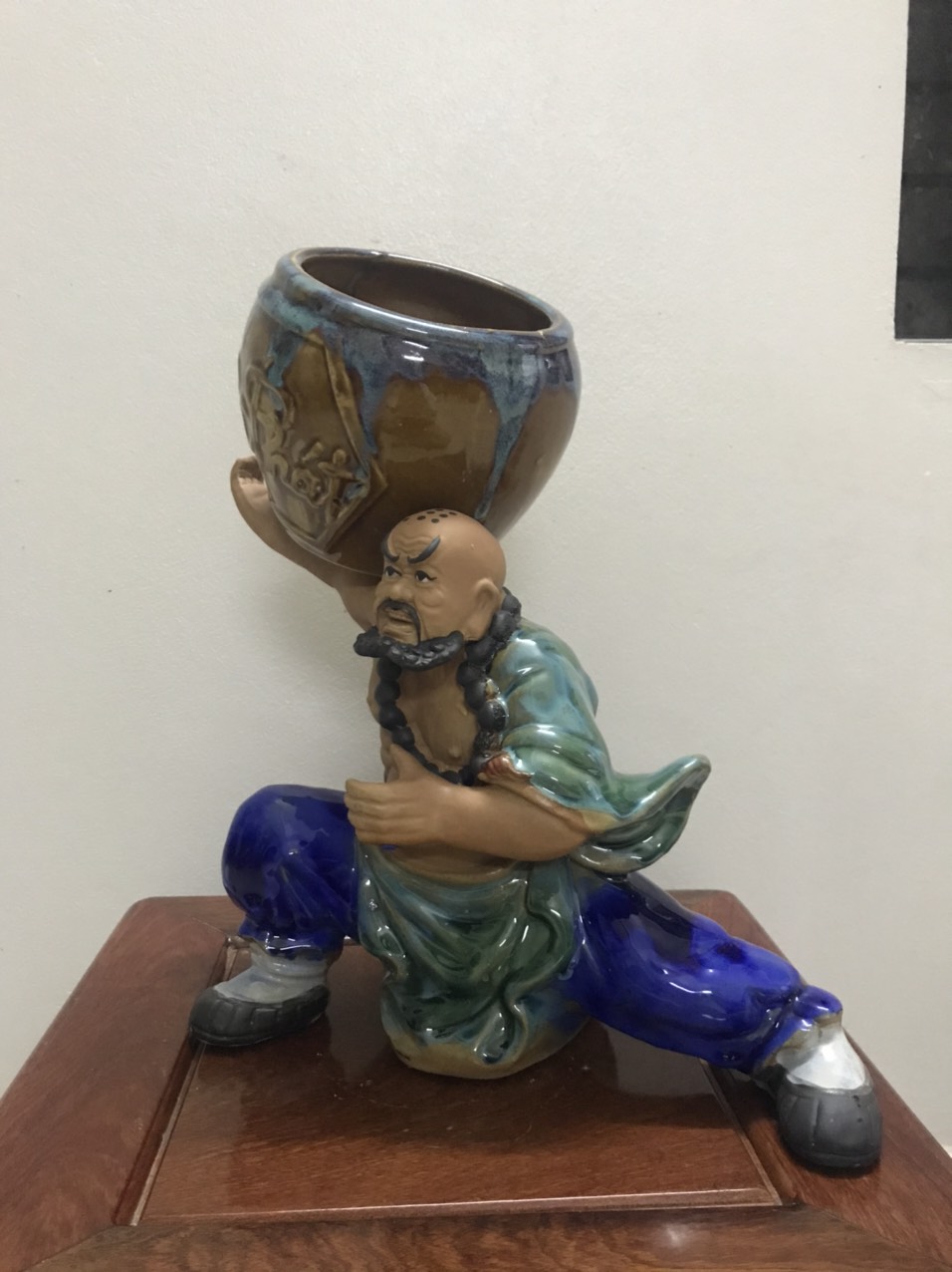 Chậu tượng la hán võ công