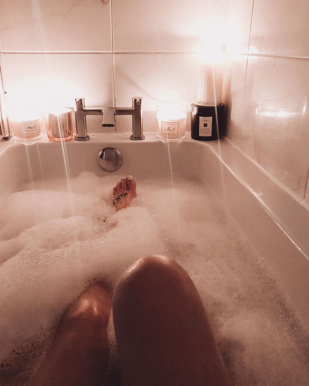 Bánh tạo bọt tắm LUSH - Brightside Bubble Bar
