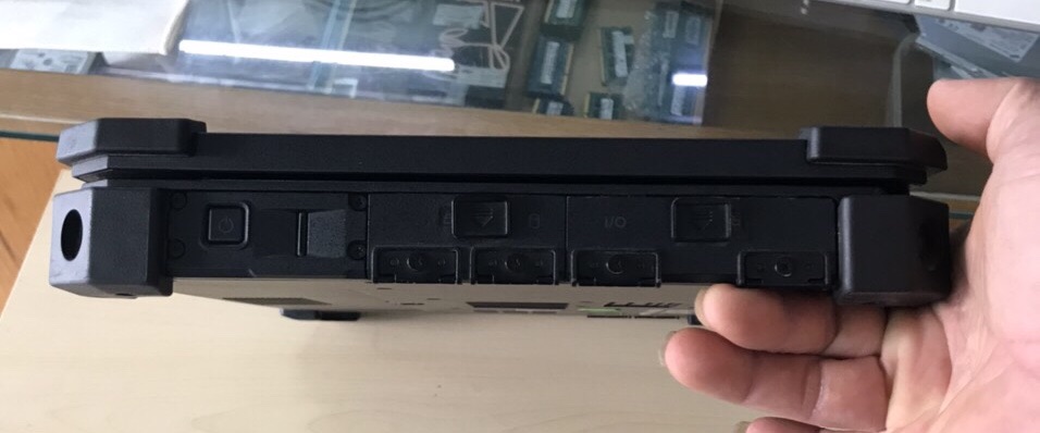 Dell Latitude 12 Rugged Extreme (7204)
