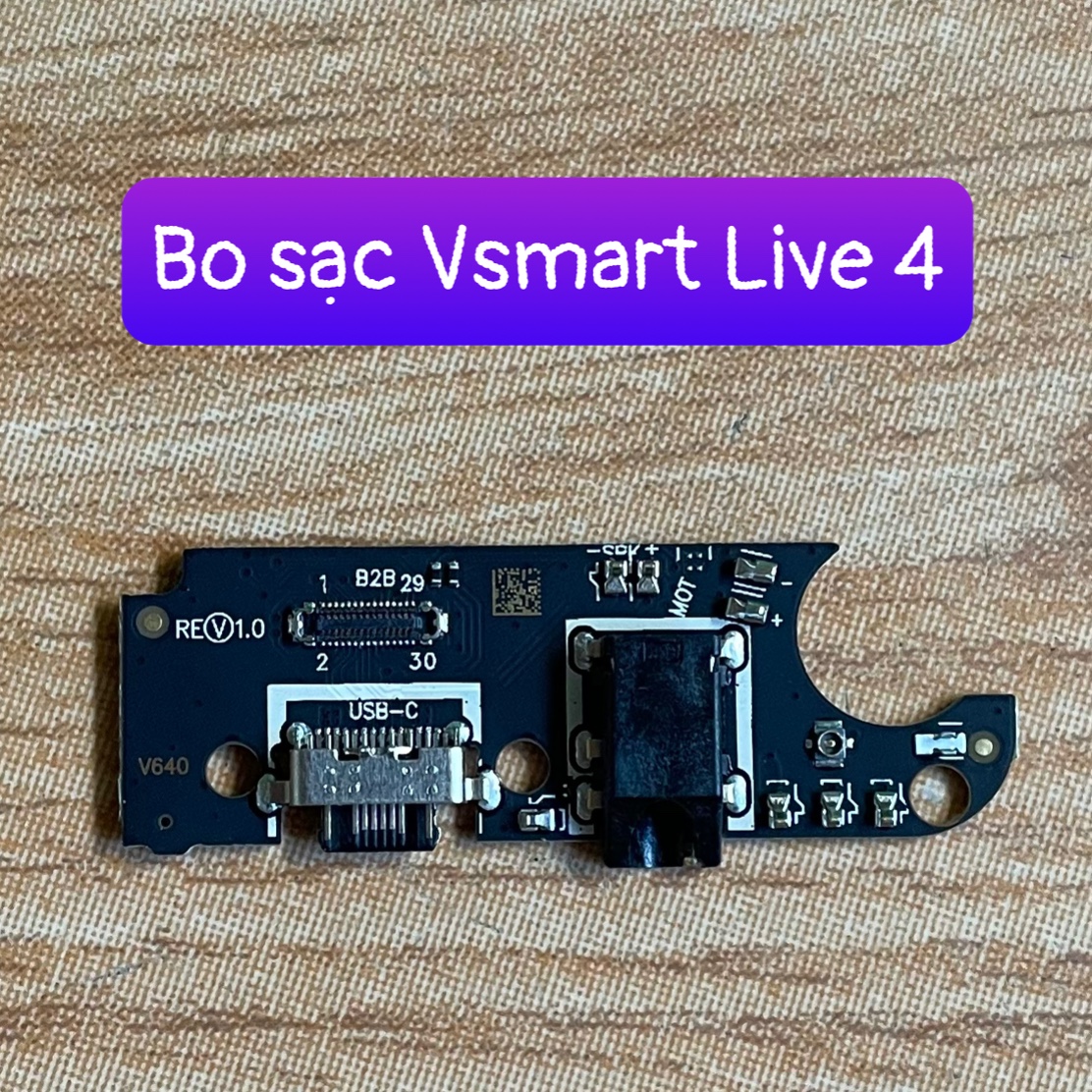 Bo sạc điện thoại Vsmart Live 4