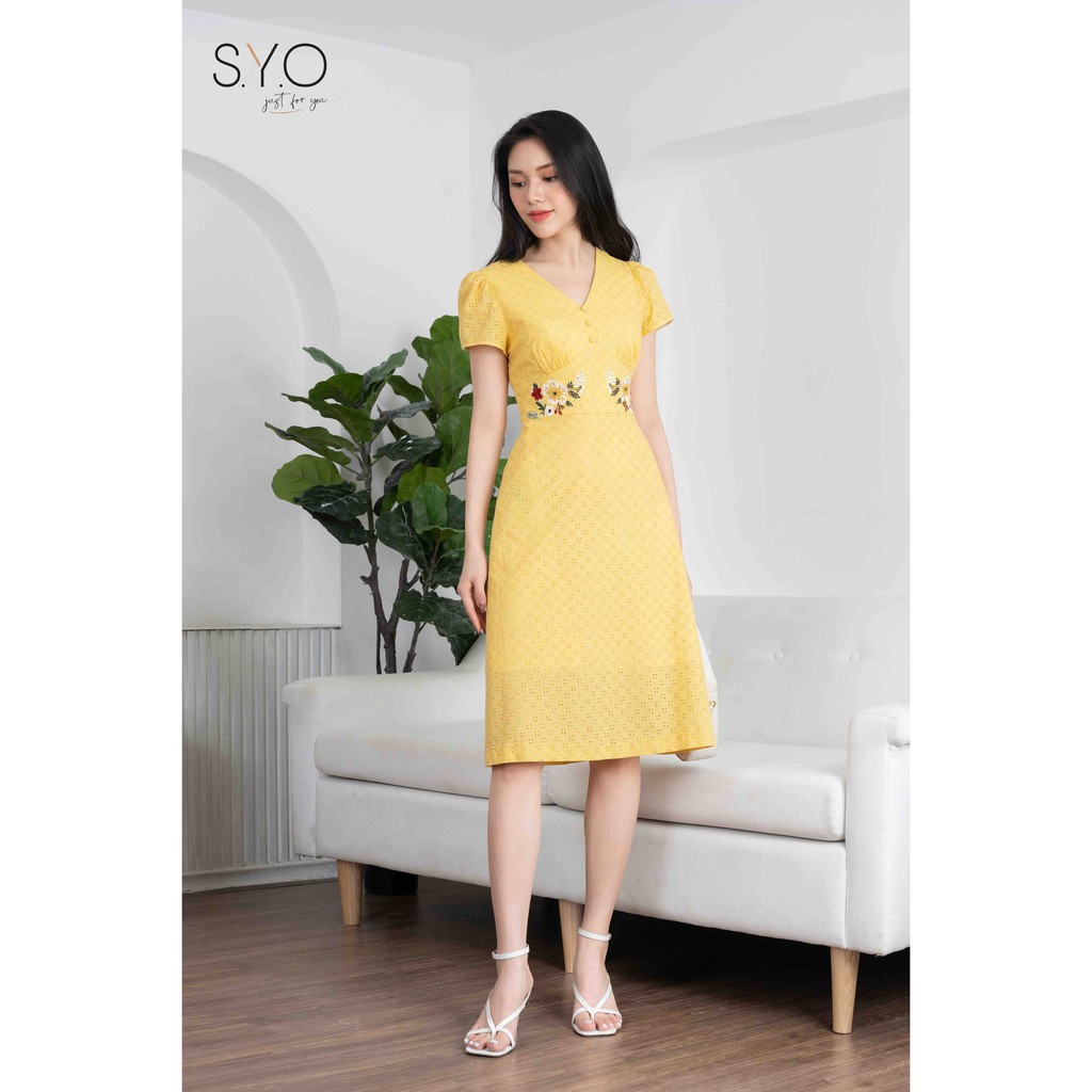 Đầm a vải thô thêu đục lỗ d3012-21