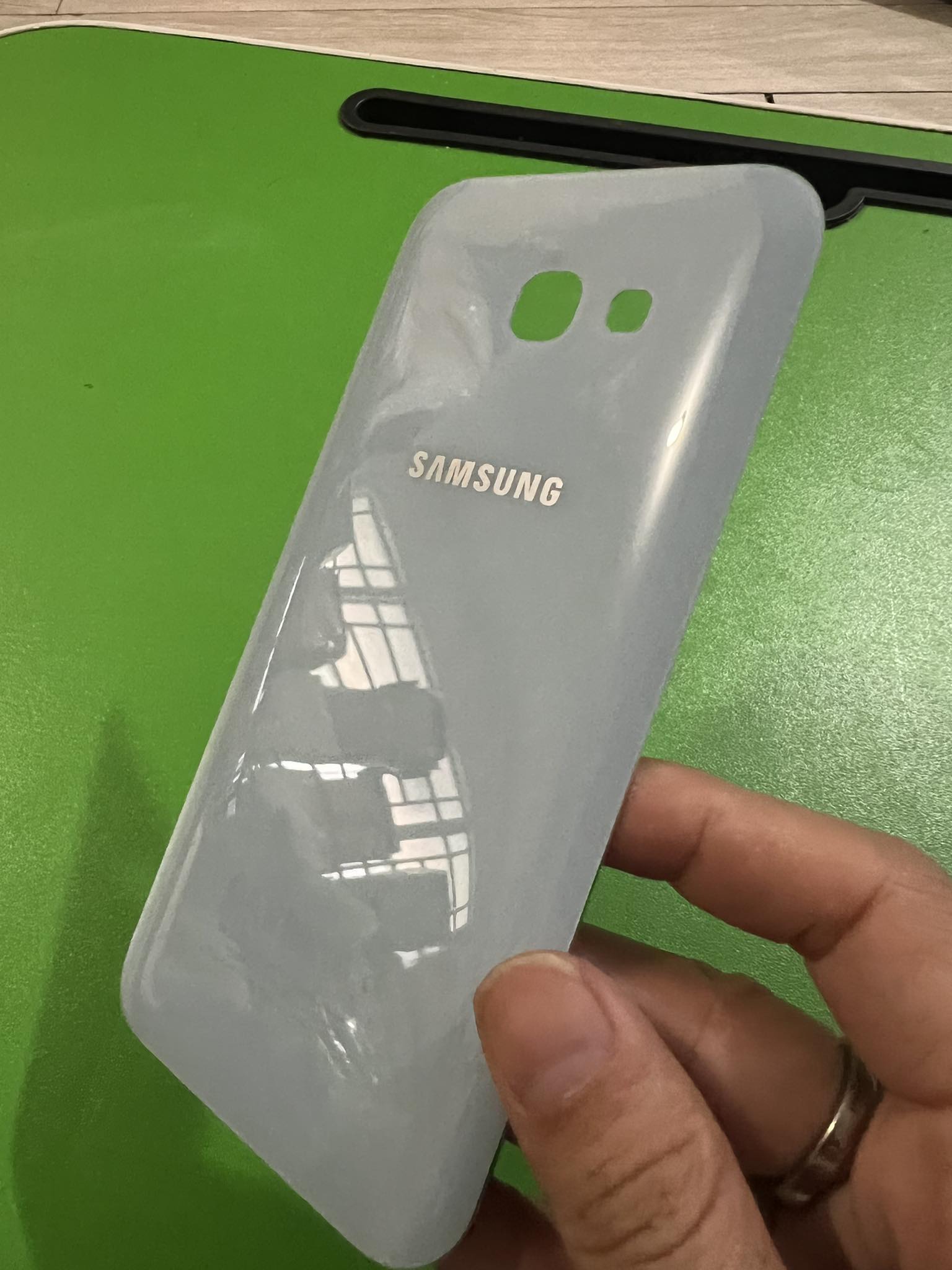 Nắp lưng vỏ lưng sau samsung a5 2017 linh kiện thay thế khi bể vỡ
