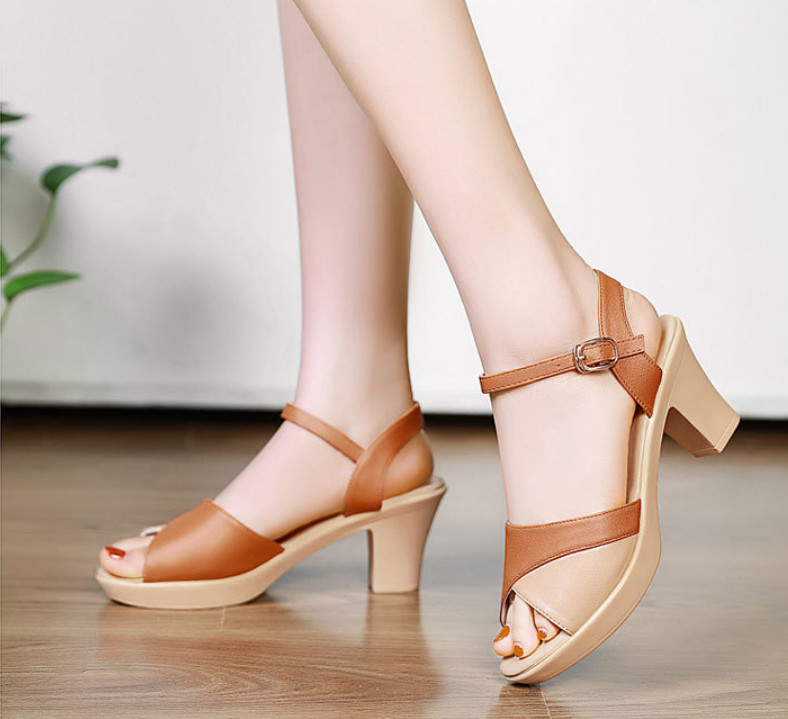 Giày sandan gót vuông bản đắp phối màu 7f