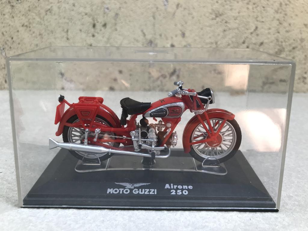 Mô hình xe mô tô cổ GUZZI - 1:22