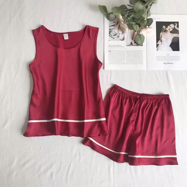 Bộ ngủ lụa quần đùi áo sát nách chất đẹp M/L/Xl Ct095