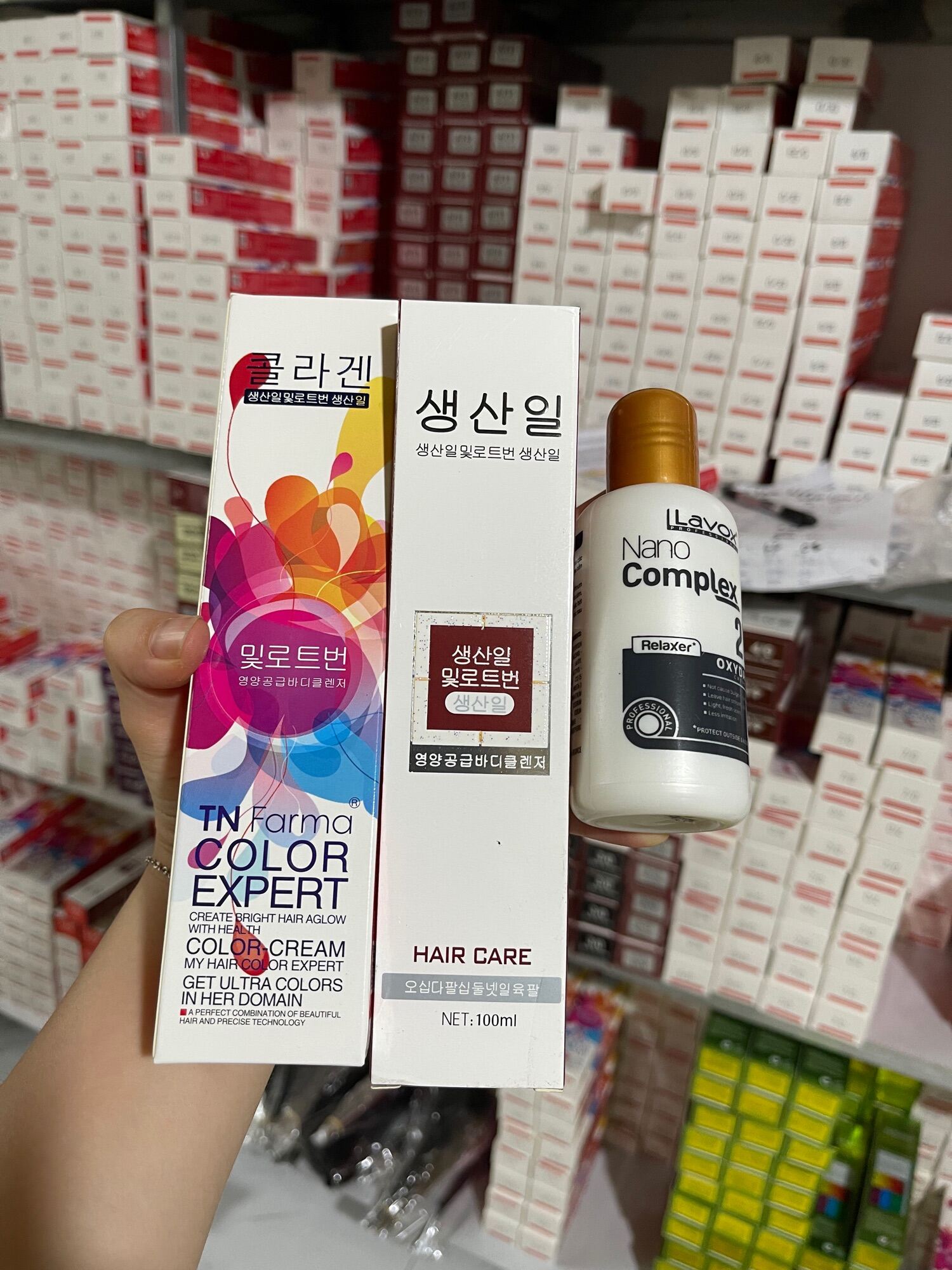 [ Săn sale sốc] combo thuốc nhuộm tóc màu xanh Rêu, xanh Lá - Tặng Oxi Trợ Nhuộm Và Gang tay tiệm tóc Ngọc Kino, thuốc nhuộn tóc tại nhà , màu lên bền đẹp