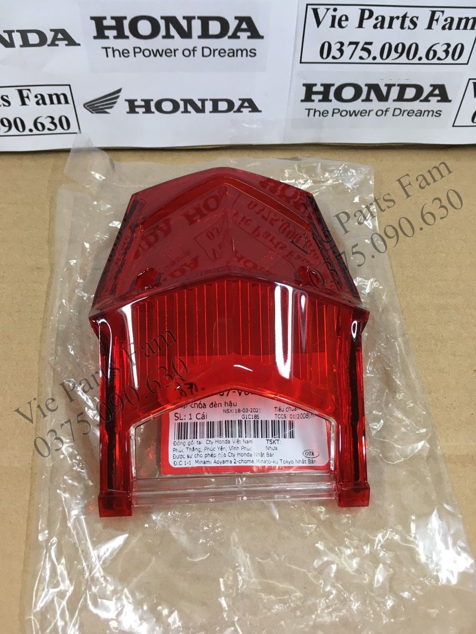 Nắp chụp đèn hậu Blade 110 (Wave Blade 110) miếng đỏ ,Chính Hiệu Honda Motor VN