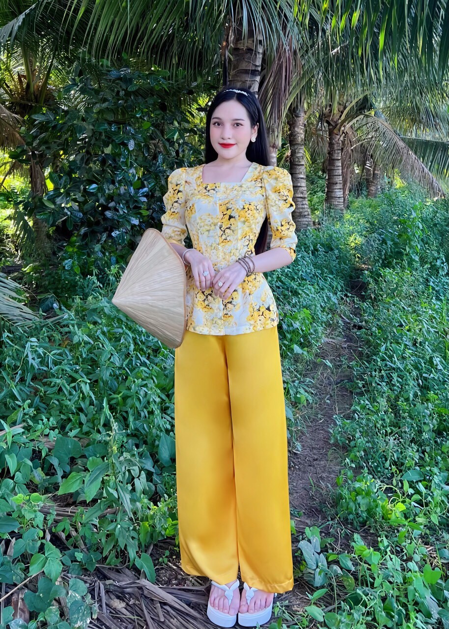 SÉT BỘ BÀ BA CỔ VUÔNG NÚT NGỌC SIÊU XINH