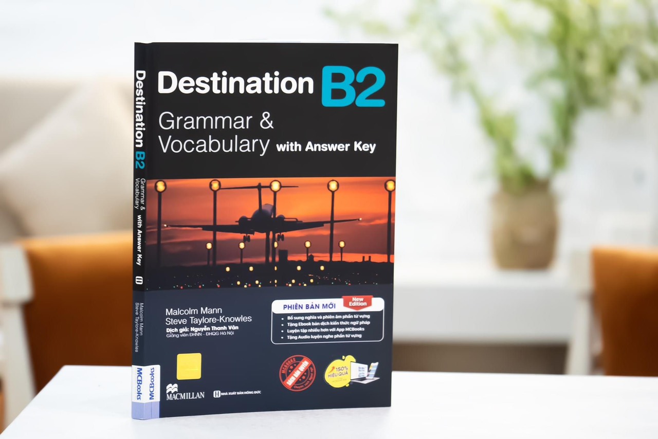 Sách Destination C1C2 - ( Grammar & Vocabulary) - Tái bản 2023