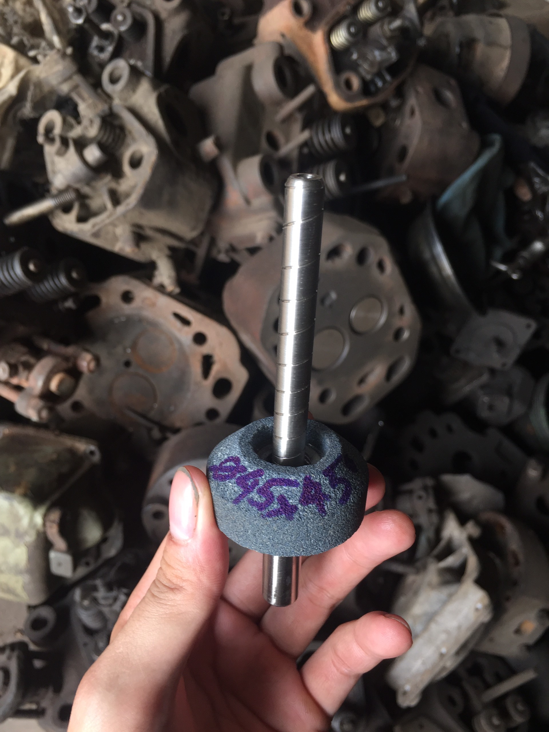 Cây lã miệng xiê xuppap d6,d7,d8,d9,d15,d24, d28,d35 , ss80,ss90 ,rv125 động cơ diesel