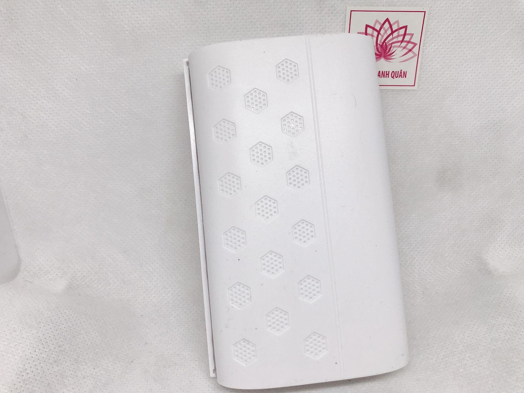 Box sạc dự phòng 3 cell vỏ nhựa (Màu Trắng).