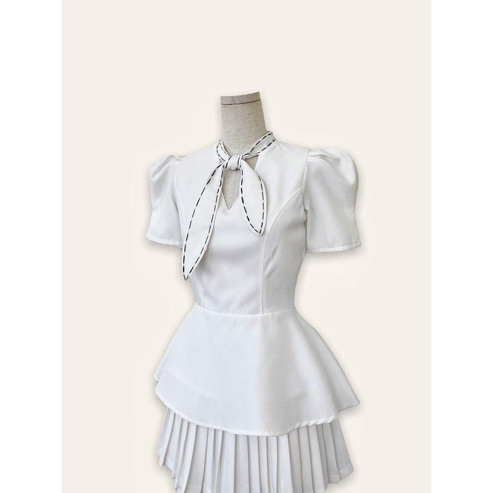 Áo Peplum Tay Ngắn Cổ Tim Dáng Xòe