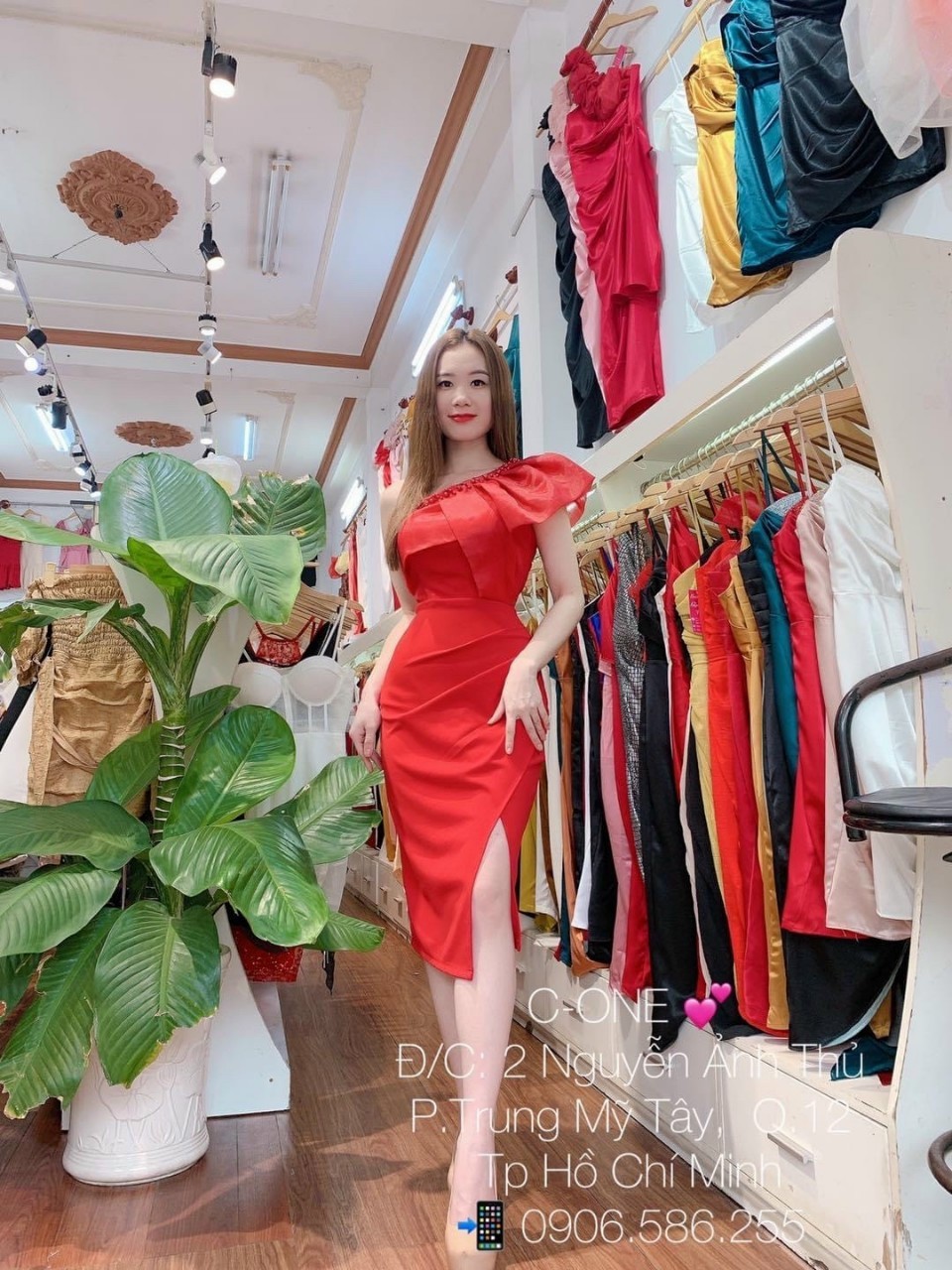 Đầm ôm body đính cườm sang chảnh hot hit như hình ld22
