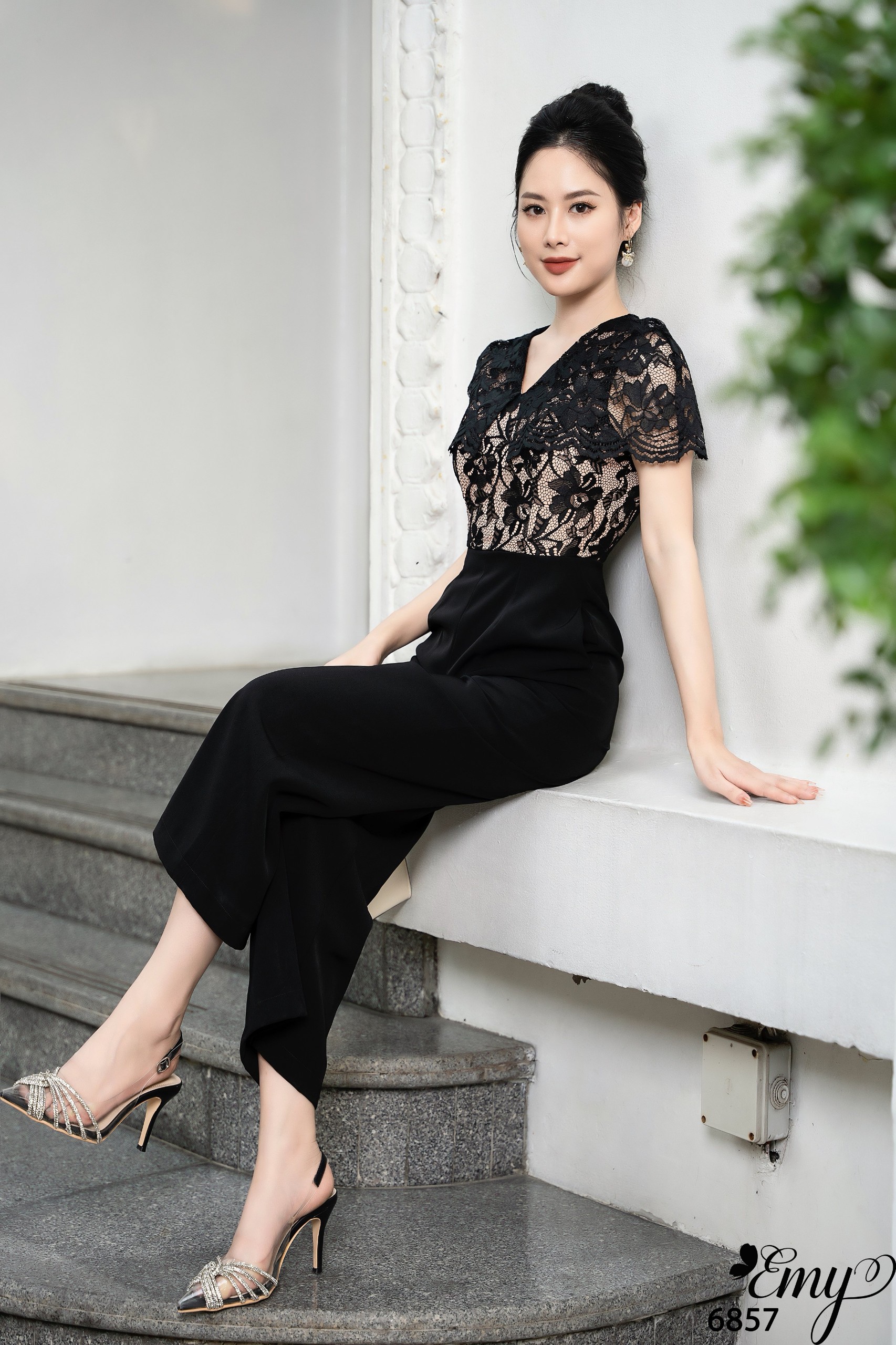Đầm EMY EM6857 Jum Phối Ren