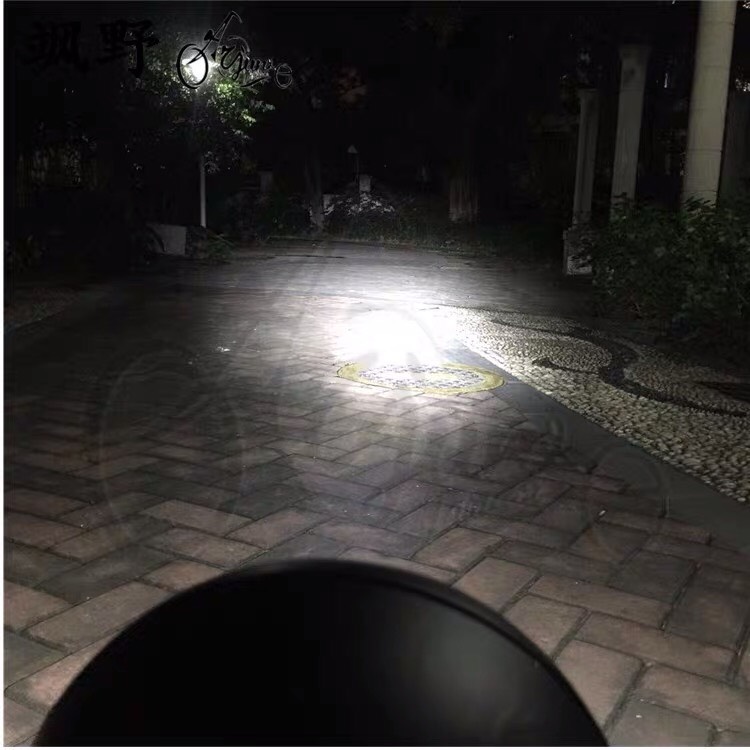 Đèn pha led kiểu dáng SU + tai bắt pha ( combo)
