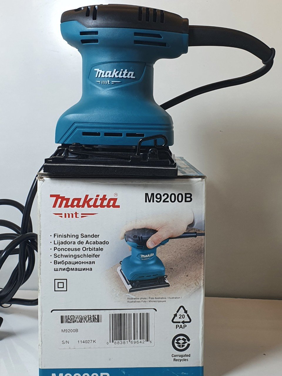 Máy chà nhám rung Makita M9200B Làm mộc Chà nhám rung