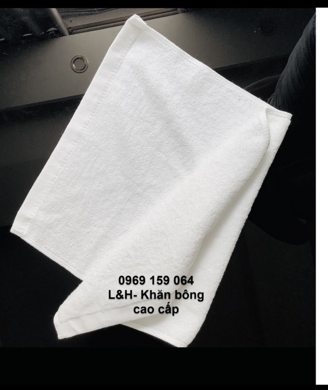 Khăn mặt khách sạn trắng 30 * 50 cm