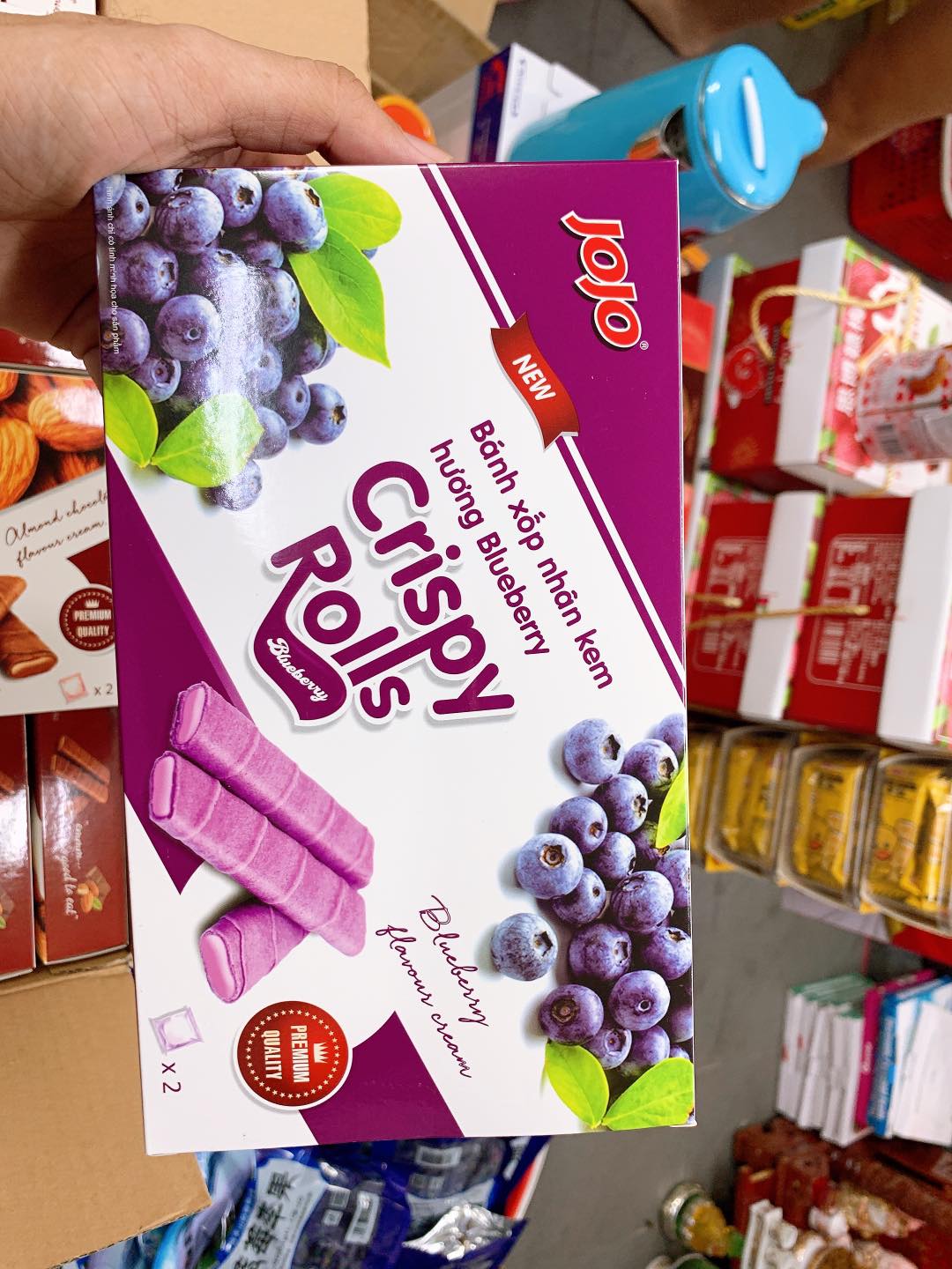 COM BO2 HOP BÁNH XỐP JOJO NHÂN BLUEBERRY