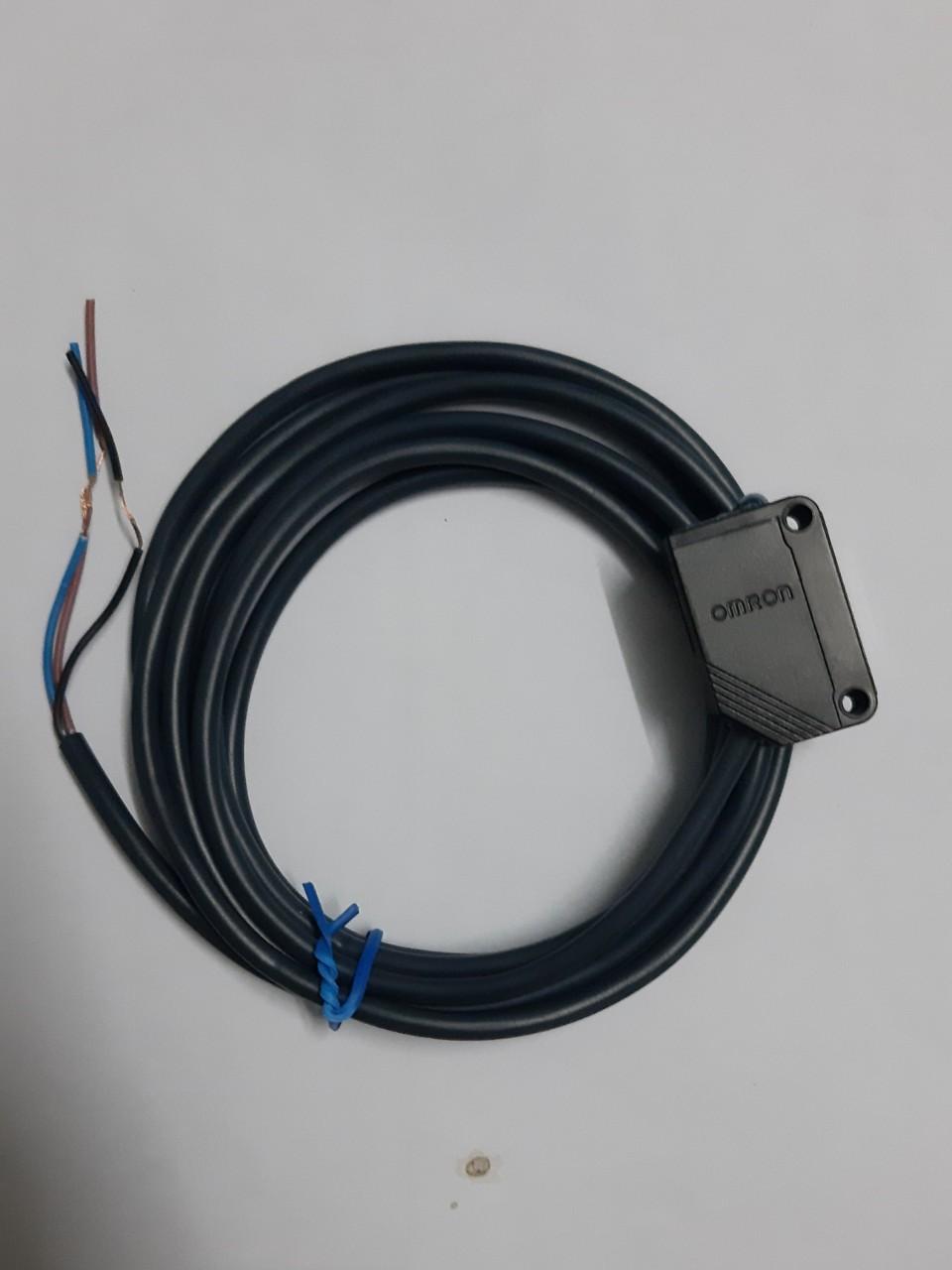 Cảm Biến Quang Omron E3Z-D61