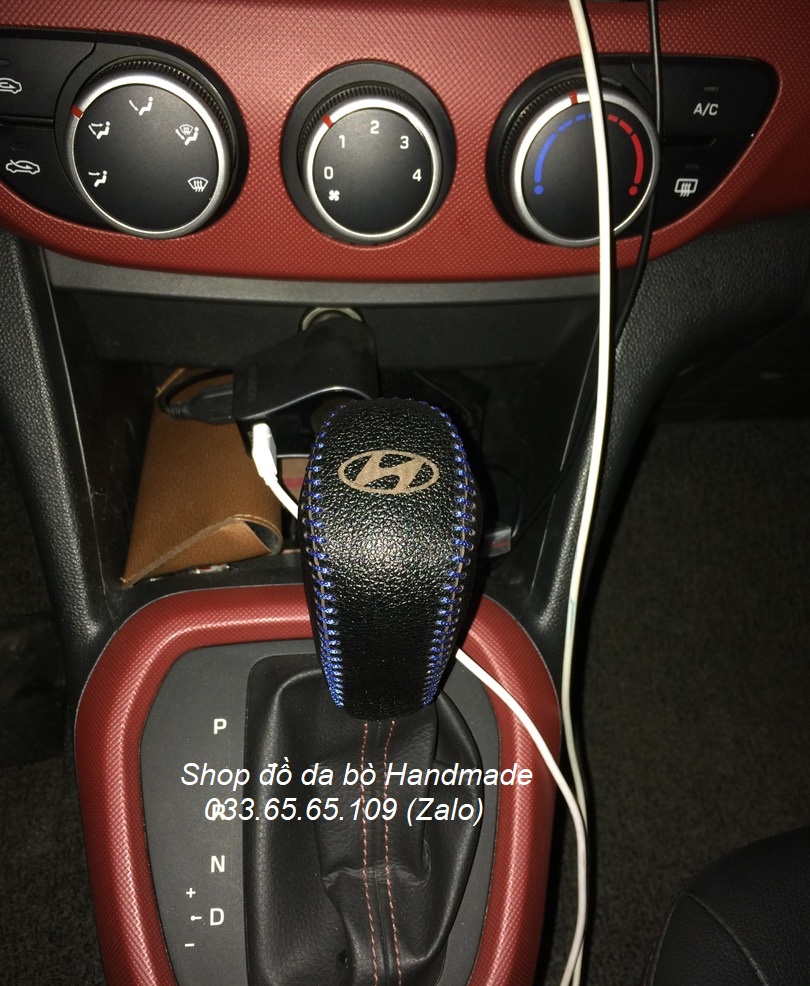 Bọc da cần số & phanh tay xe Hyundai I10 (AT) số tự động băng da bò