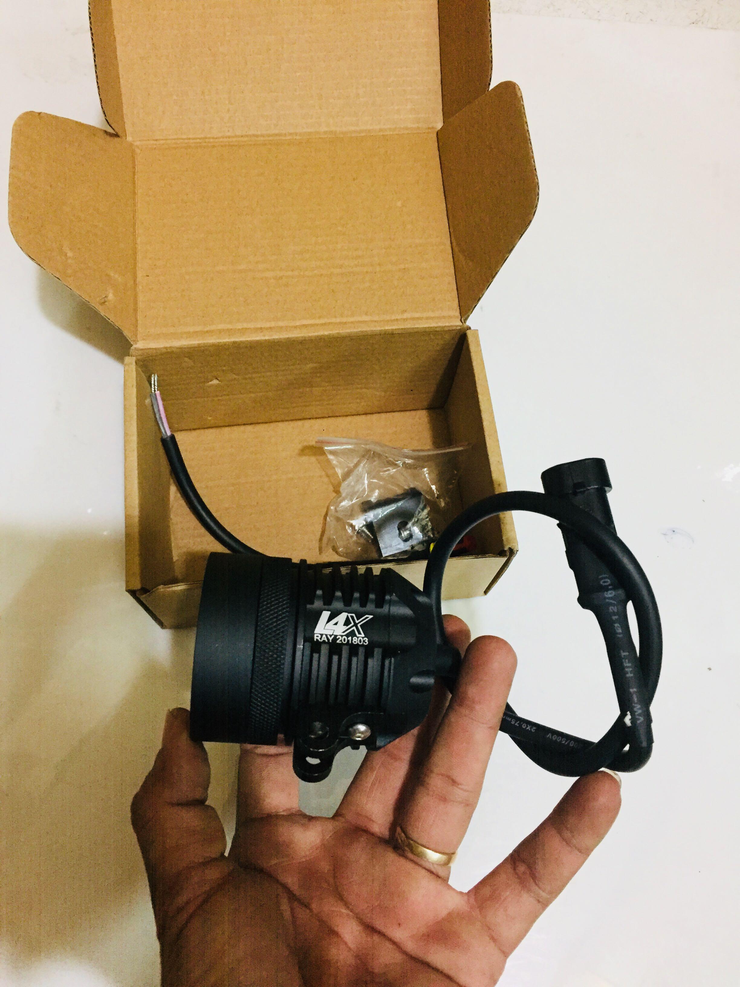 Đèn trợ sáng L4X