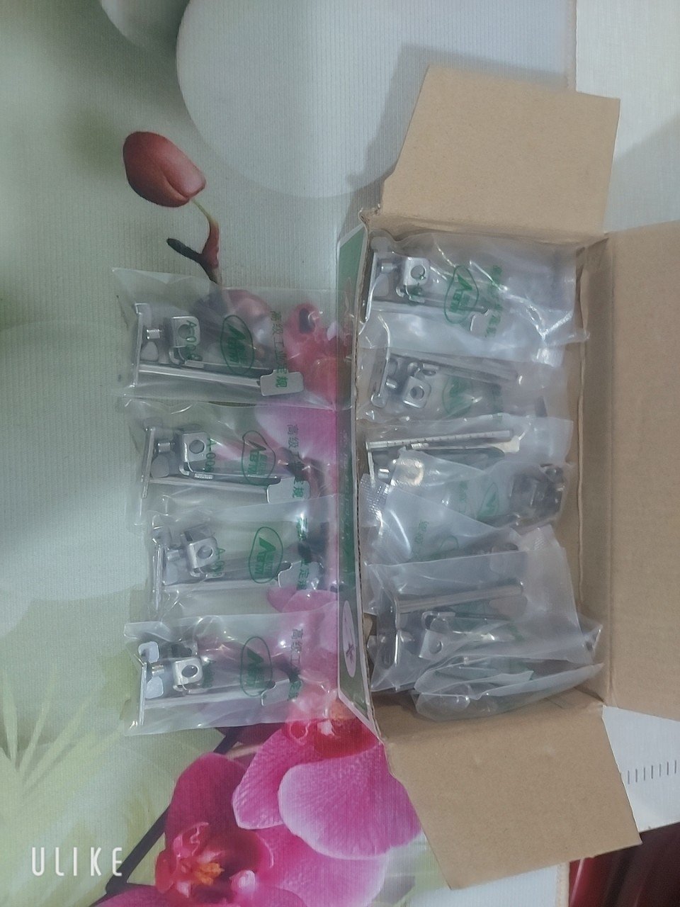 cữ ke treo máy may công nghiệp