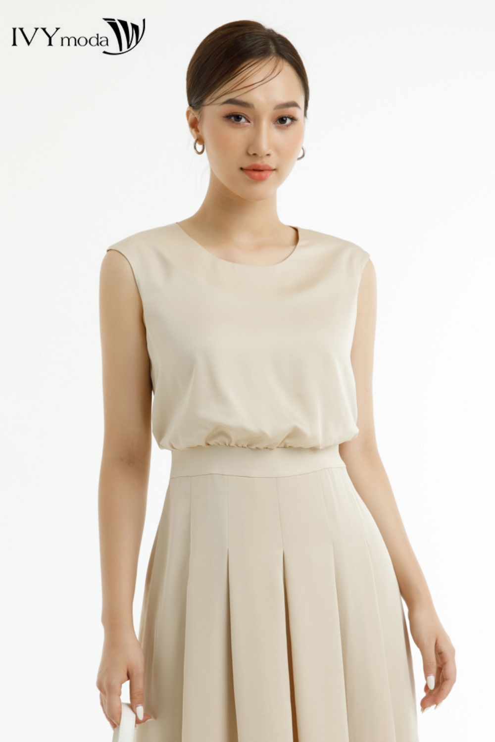 [SINH NHẬT SALE XỊN | VOUCHER GIẢM 100K - MUA 3 GIẢM THÊM 10%] Đầm lụa xòe nhún eo IVY moda MS 48M7573