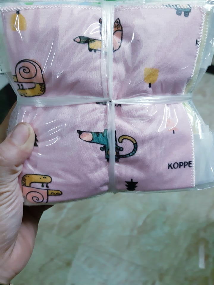10 Khăn Tam Giác Cotton Có Cúc Bấm