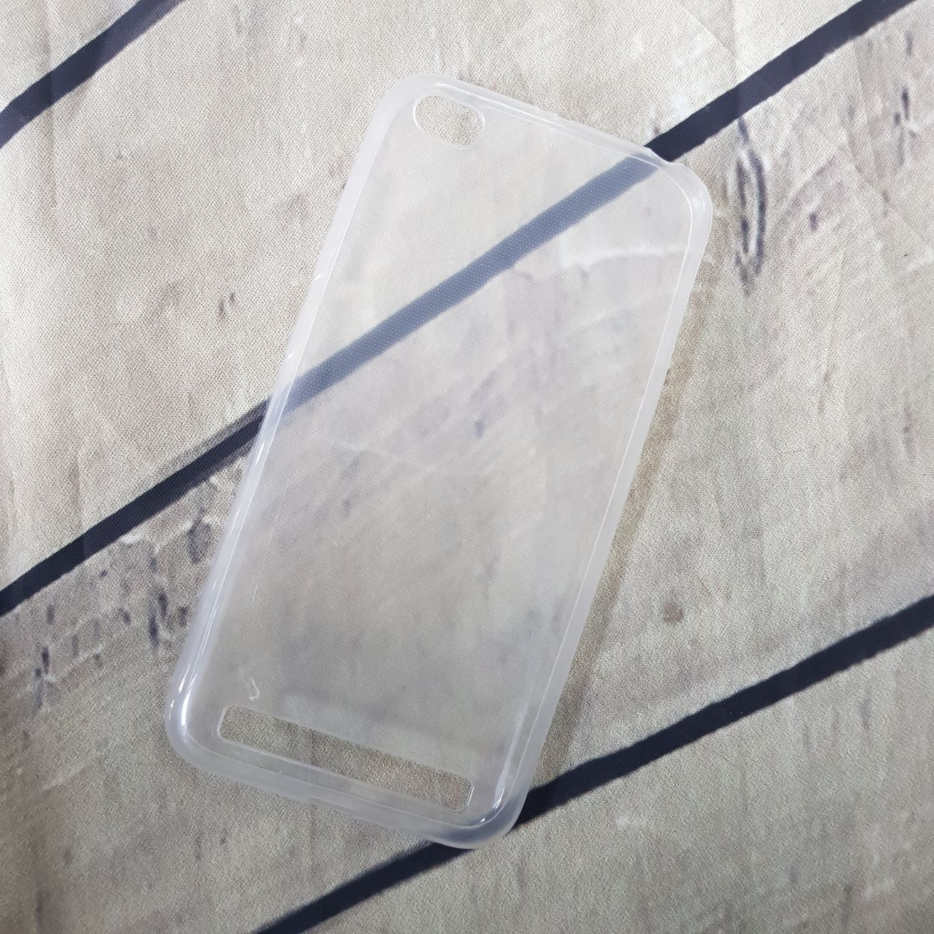 Ốp lưng nhựa dẻo trong suốt Xiaomi Redmi 5A
