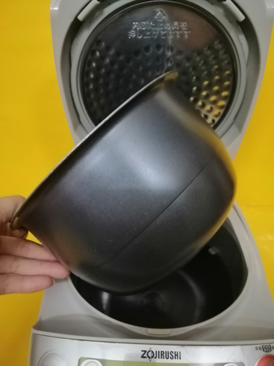 Nồi cơm nội địa Nhật Zojirushi NP-HCD10E4 (1.0L) (0371121)