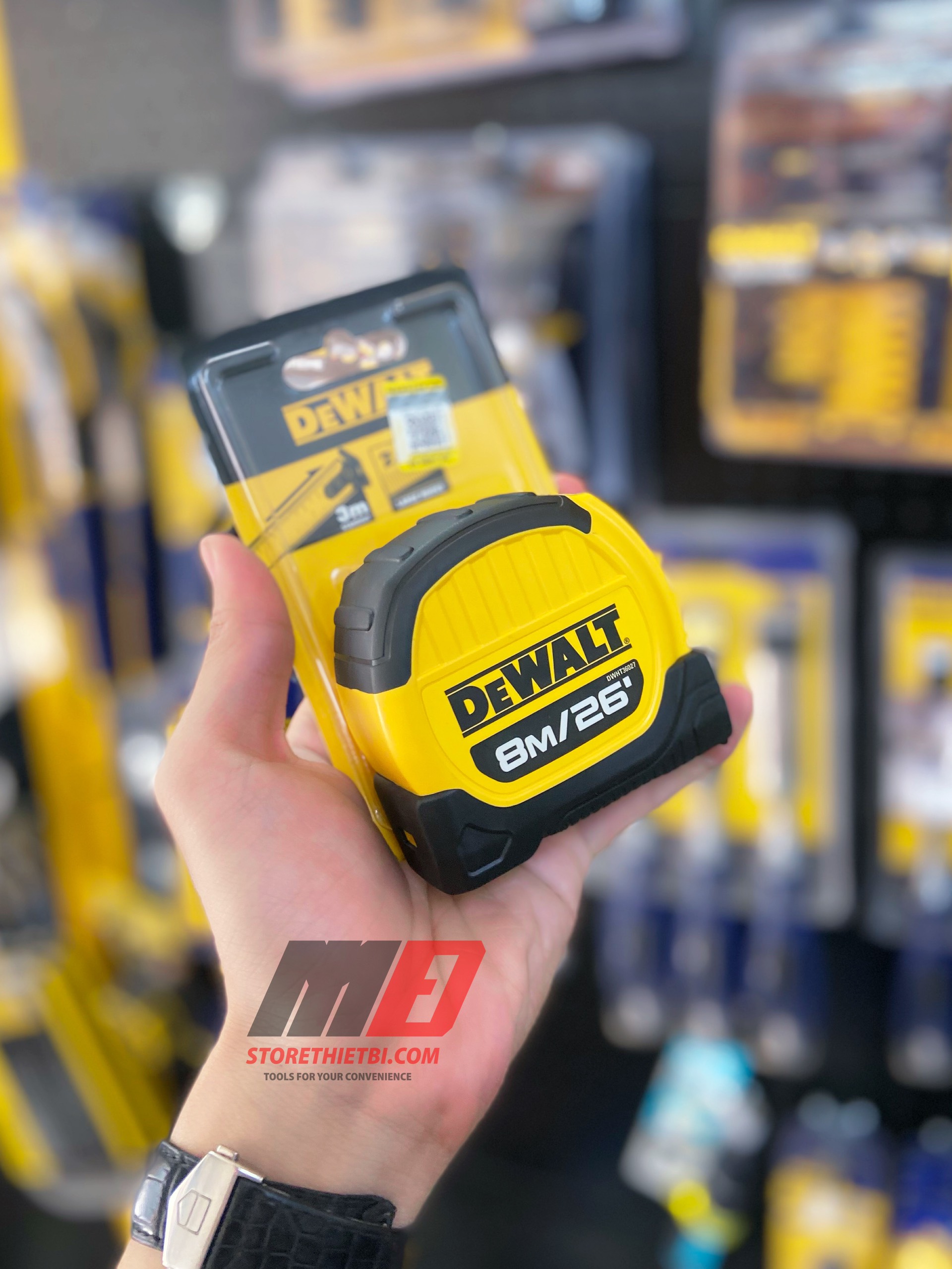 Thước cuốn thép 8m Dewalt DWHT36027-0-30