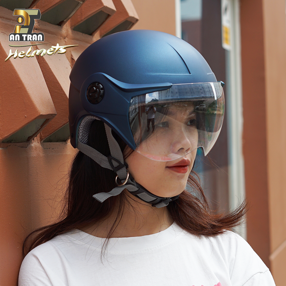 Nón Bảo Hiểm 1/2 Đầu Có Kính BOSS AT06