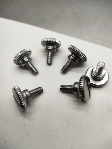 ốc bắt cữ máy may công nghiệp