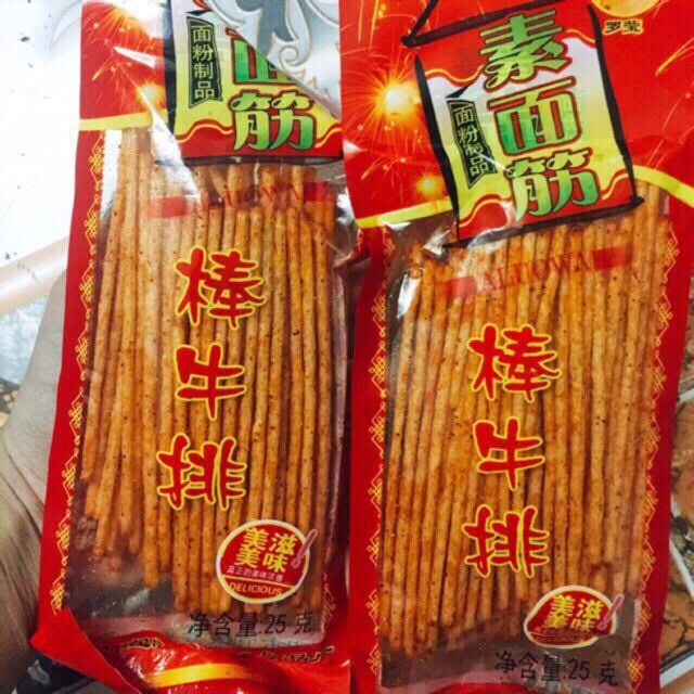 1 bịch 50 gói tăm cay siêu ngon
