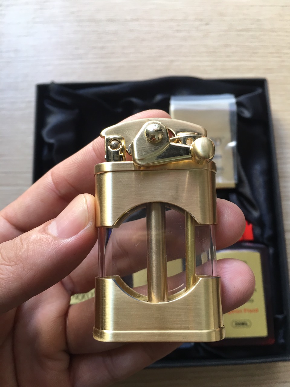 BẬT LỬA ZORRO Z660 CỐI CỔ ĐÔNG NGUYÊN KHỐI