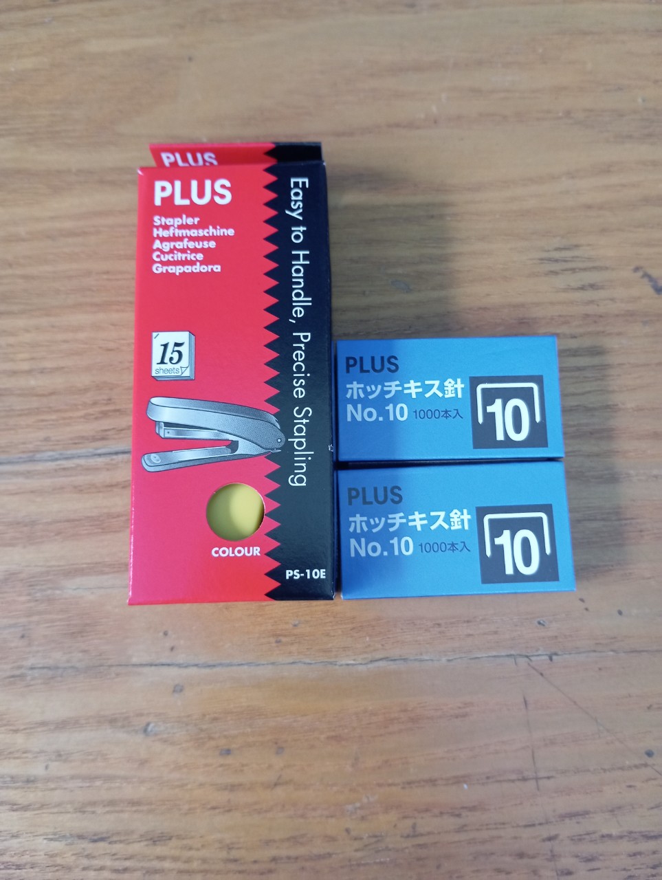 Bấm kim số 10 plus kèm 2 hộp kim bấm plus