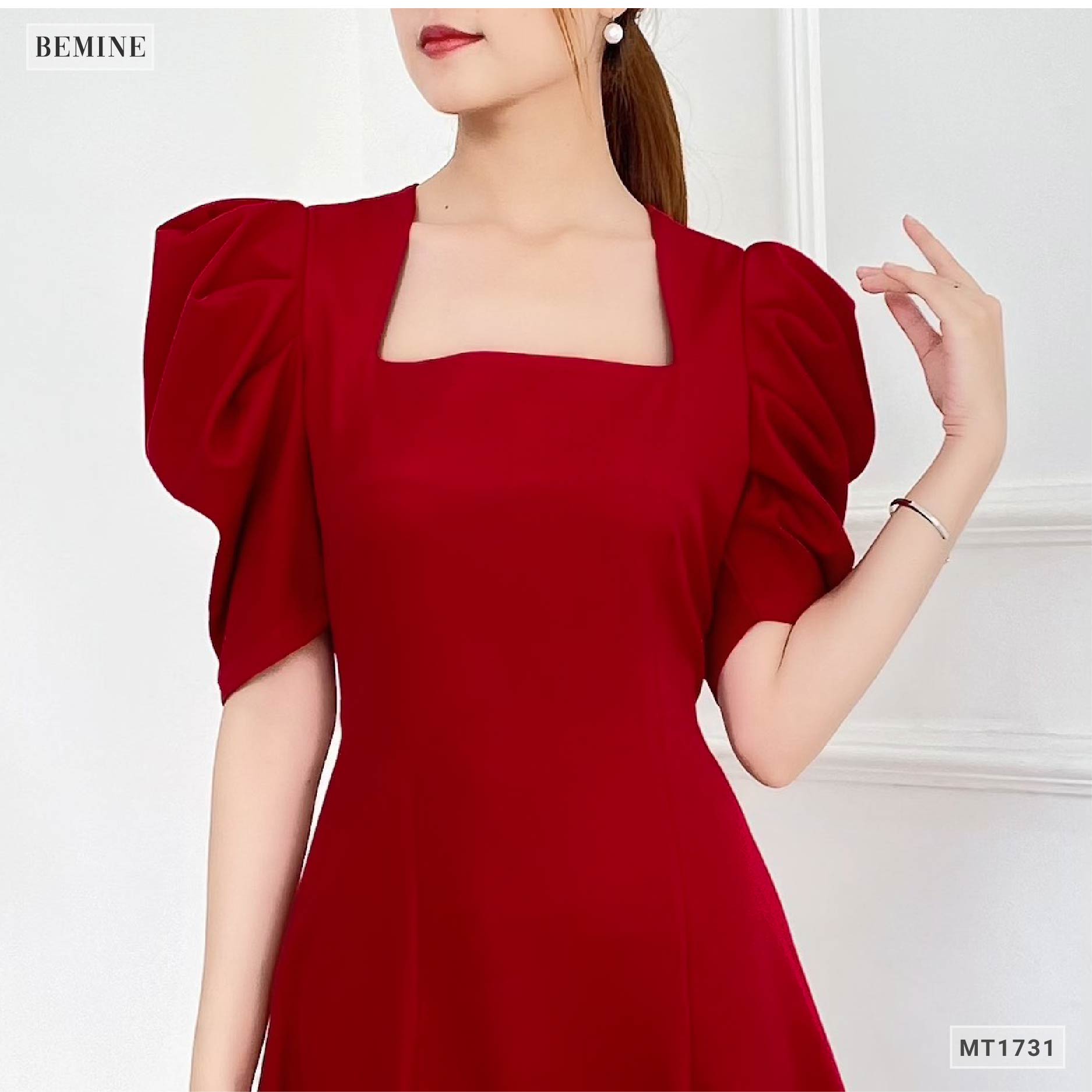 Đầm cổ vuông tay xếp ly tầng