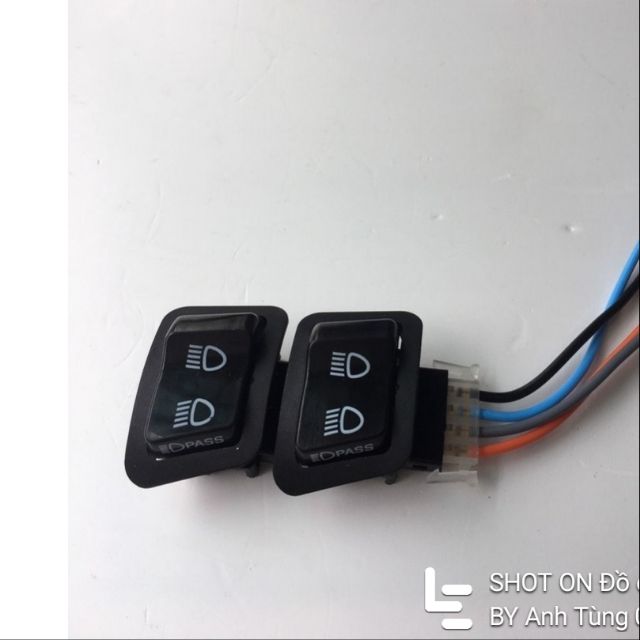 Công tắc passing sh kèm jack cắm