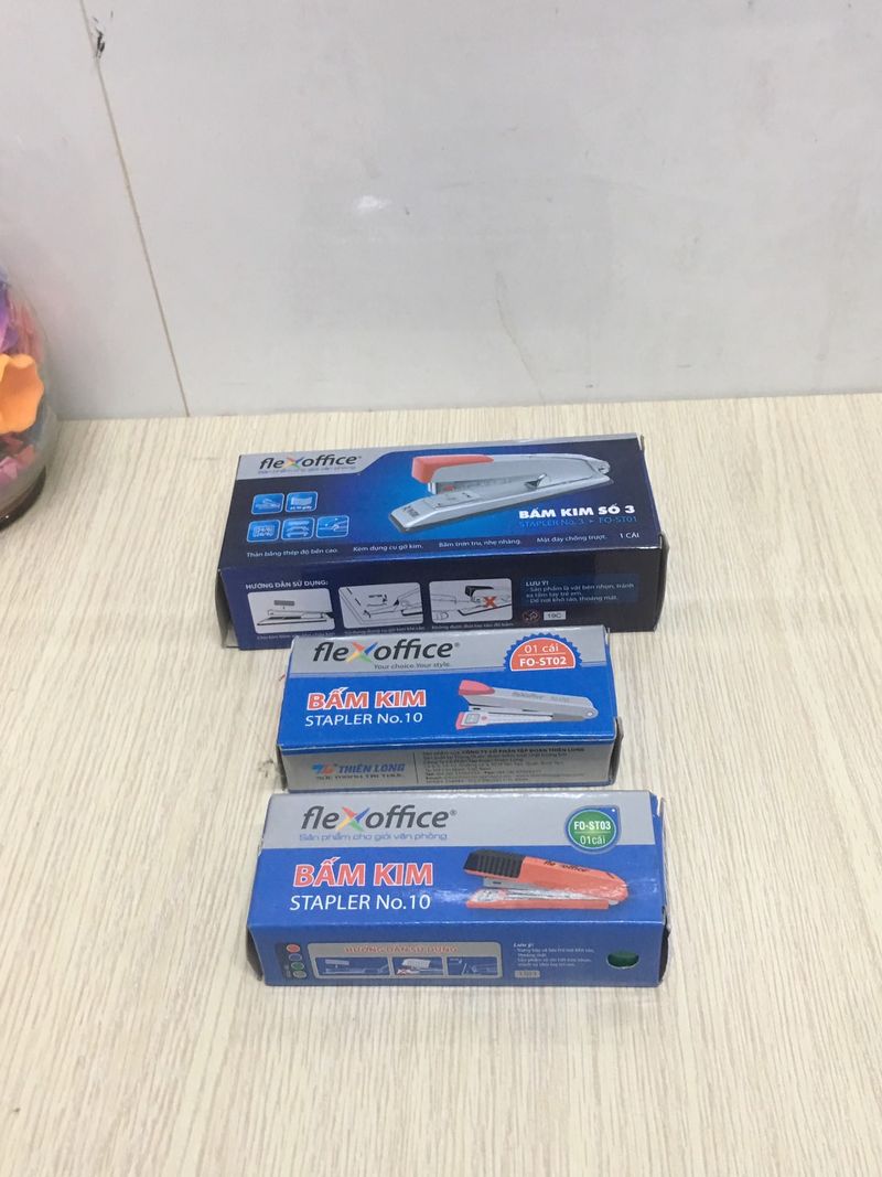 Bấm đinh số 3 FO-ST01