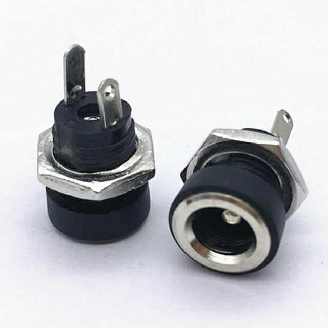 2  chiếc Giắc sạc DC size 5.5*2.1mm, jack sạc DC