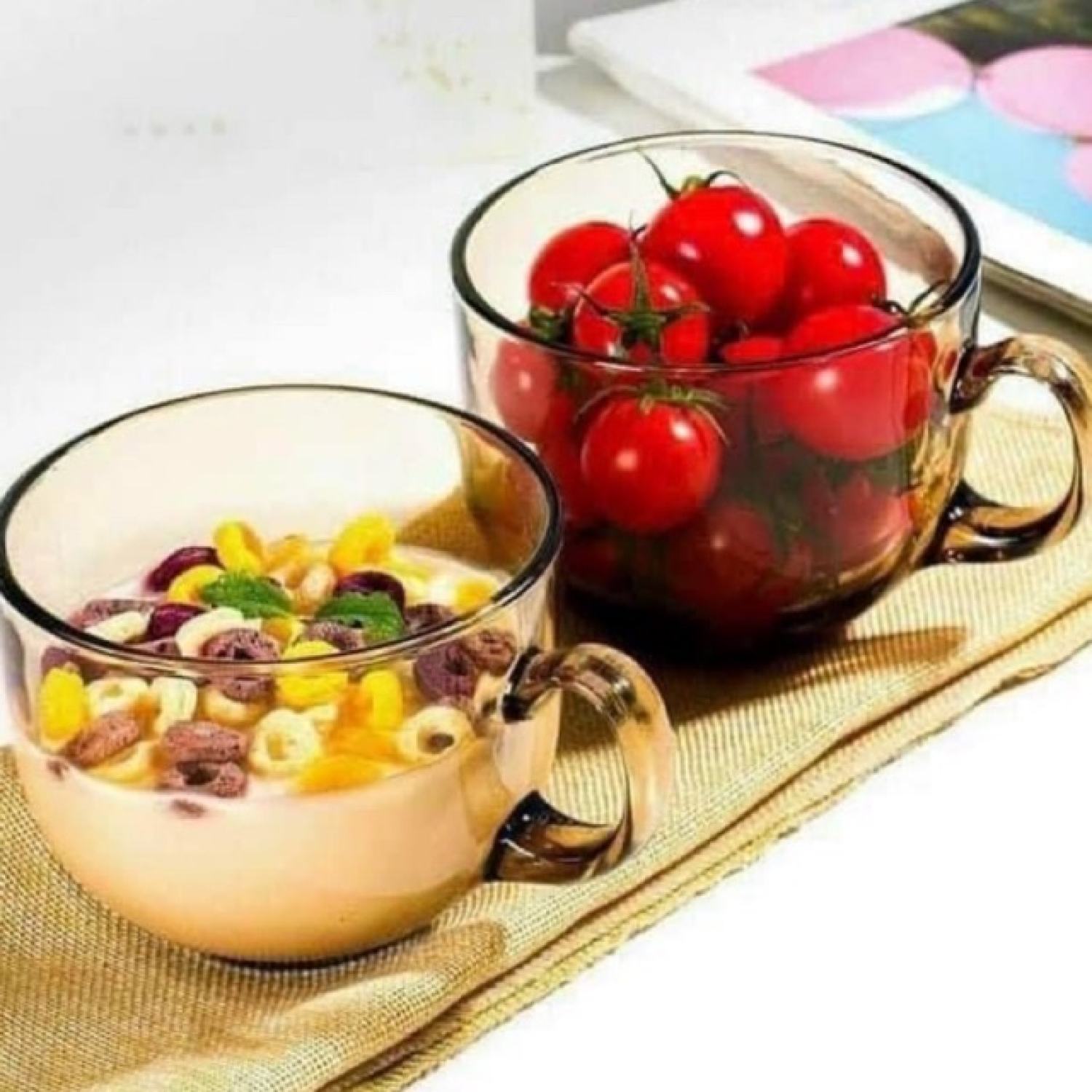 Cốc Thuỷ Tinh Màu Hổ Phách Có Tay Cầm