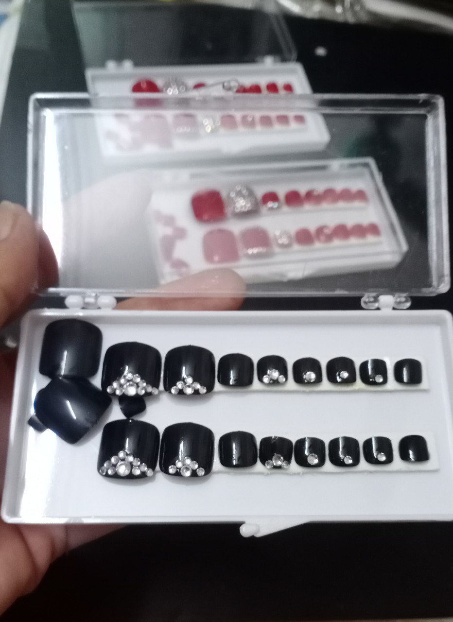 Set 24 móng chân đỏ cherry sang chảnh MS 040