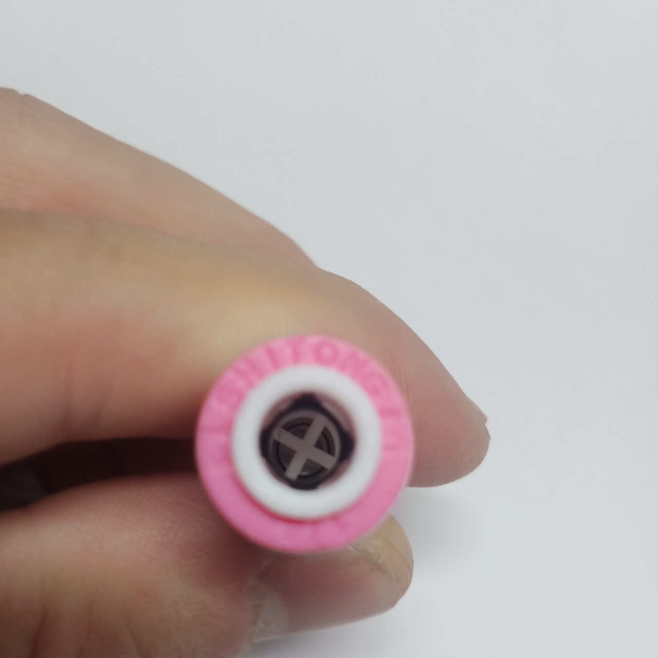 Cút thẳng nối nhanh 2 đầu phi 6mm có van 1 chiều